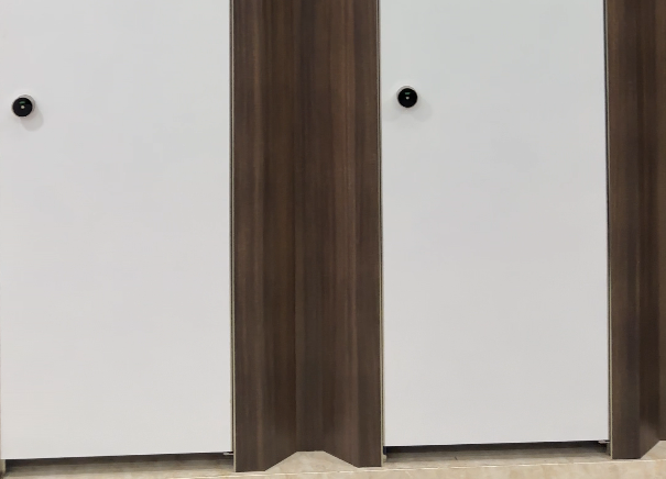 深橡木色搭白色門板-鉆石款衛生間隔斷