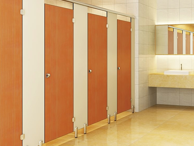 橙色鋁蜂窩板-公共衛(wèi)生間隔斷