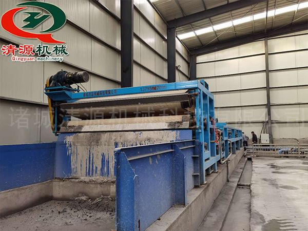 污泥脫水機安裝現場